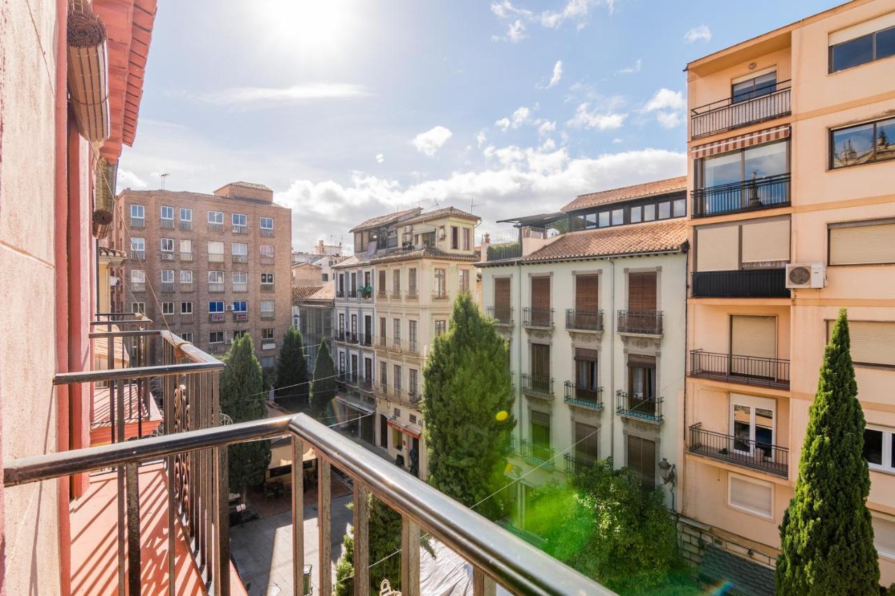 Tuguest Plaza Pescaderia - Catedral Apartment Granada Ngoại thất bức ảnh