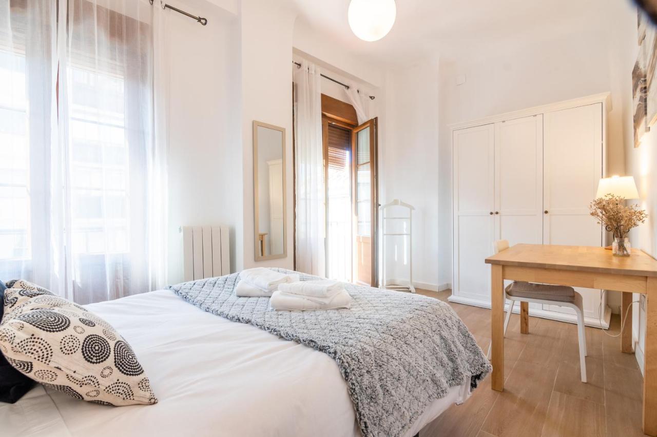Tuguest Plaza Pescaderia - Catedral Apartment Granada Ngoại thất bức ảnh